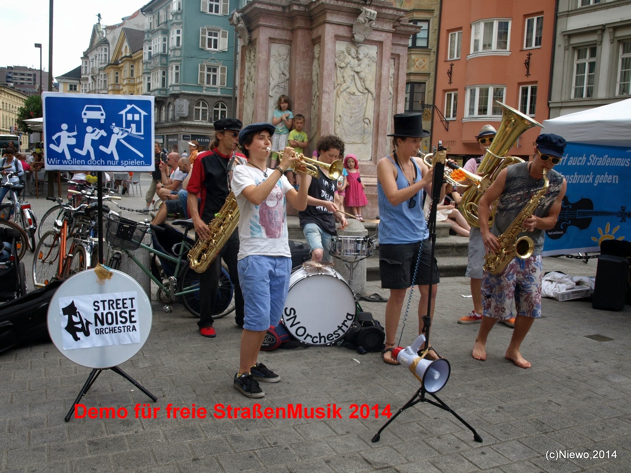 StraßenmusikDemo2014